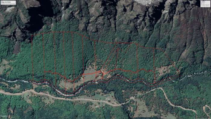 Plans Venta Campo 8 hectreas con orilla de ro Trancura en Puesco Bajo 